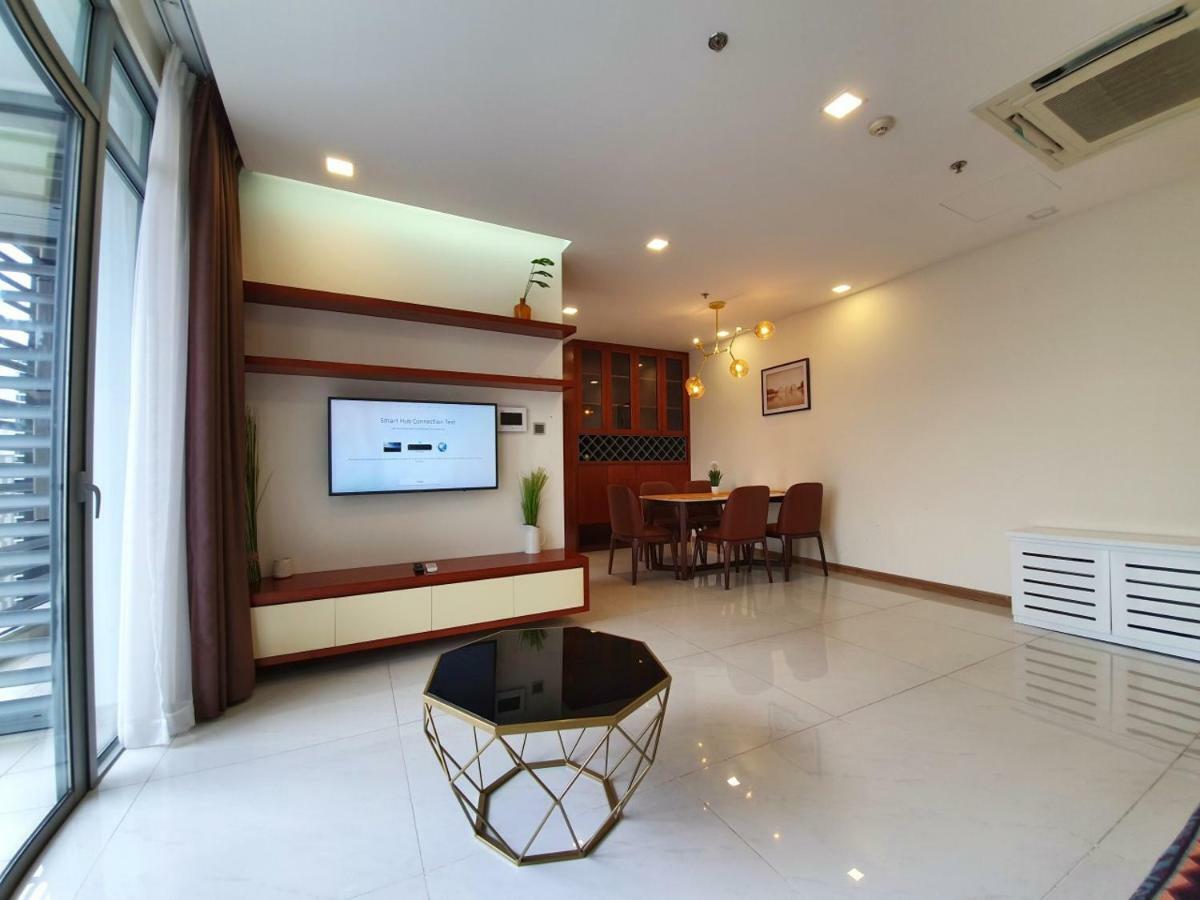 Homes By Christine - Vinhomes Central Park Ho Chi Minh City Exterior photo